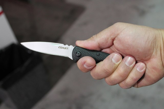 Coast folder small grip