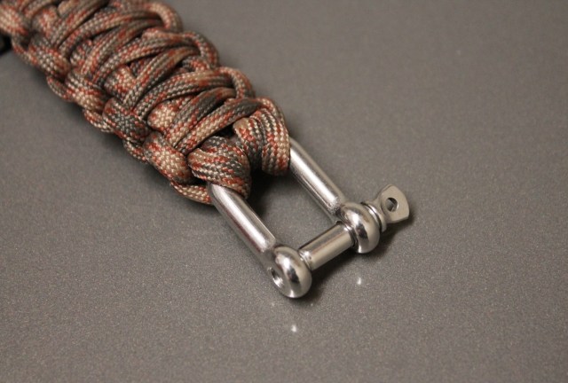 weBBem shackle and pin